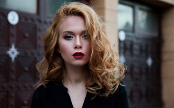 איפור מקצועי