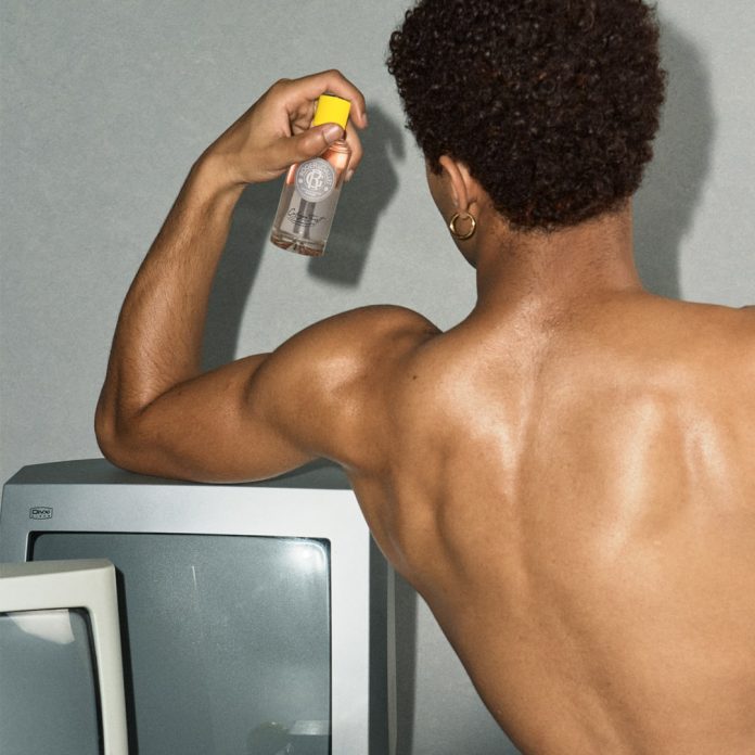 רוז'ה גלה- צילום אוירה בושם לגבר טוויסט- 100 מל- צילום יחצ חול (1)