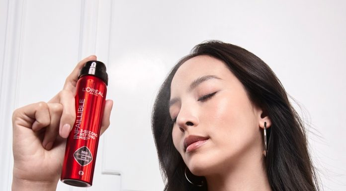 מותג הטיפוח הבינלאומי לוריאל פריז משיק: ספריי מקבע איפור בעמידות של עד 36 שעות מתייבש תוך 3 שניות בלבד! ובכמות כפולה X2 Infallible 3-Second Setting Mist))